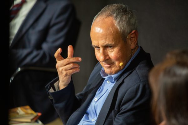 J. Carrón